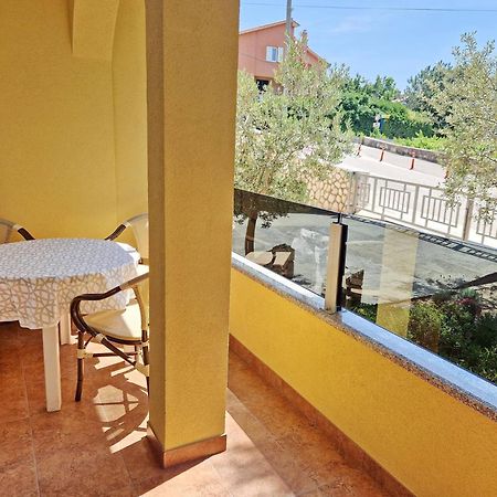 Sunshine Residence Baska 2 Extérieur photo