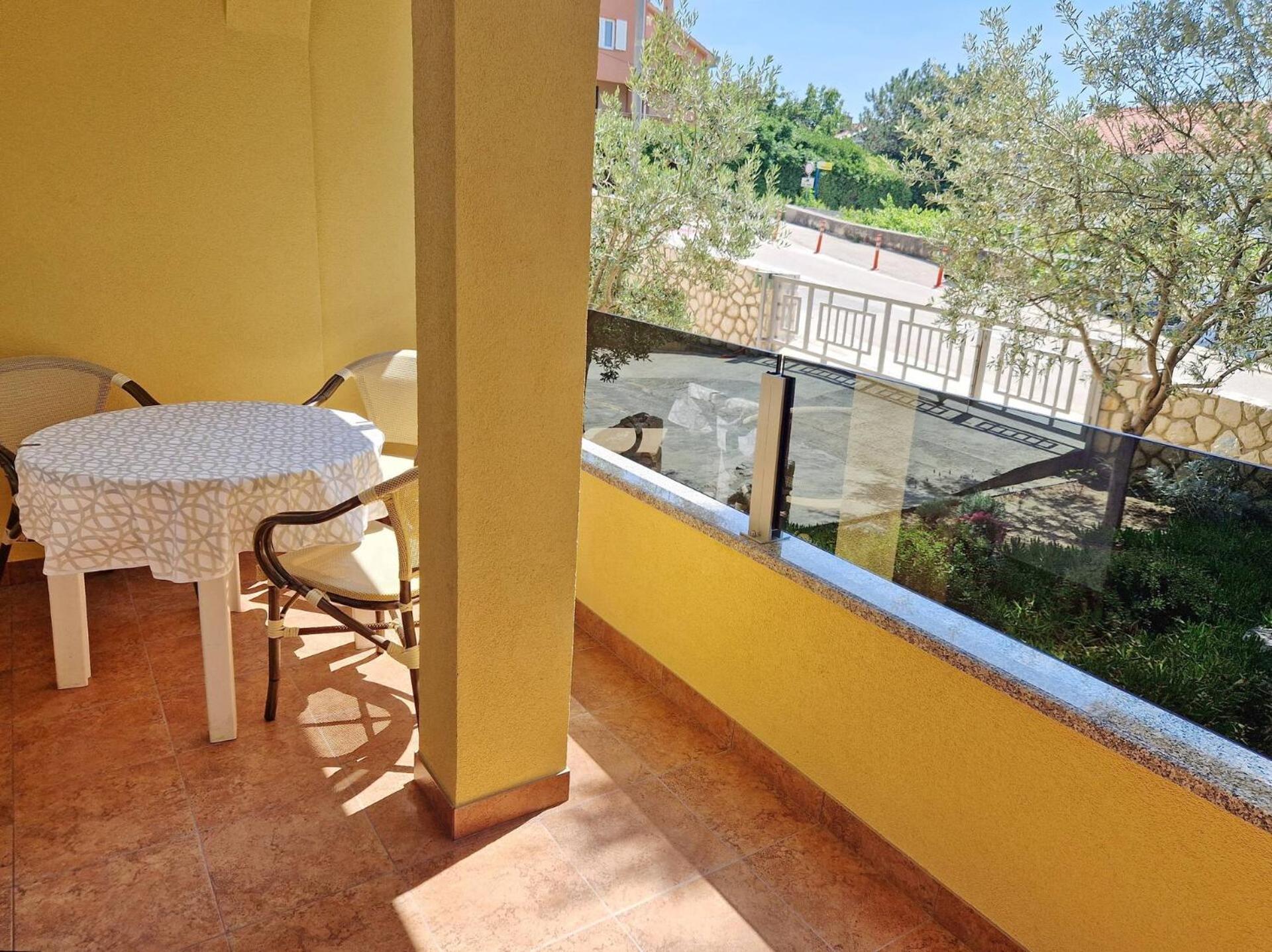 Sunshine Residence Baska 2 Extérieur photo